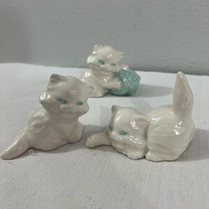 Set‎ of 3 little ceramic kittens